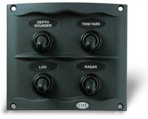 Hella Marine kompakt sigorta paneli. Switch´ler kauçuk muhafazalıdır. 4 lü