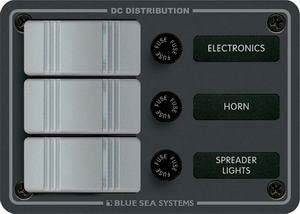 Blue Sea Systems Su geçirmez sigorta paneli. Flybridge ve açık kokpitler için dizayn edilmiştir.