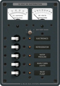 Blue Sea Systems DC 5 pozisyonlu sigorta paneli. 12V DC. 190x133mm. 30 adet DC etiket.