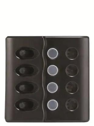 Sigorta paneli. 12V. 15A sigortalı ve led göstergeli suya mukavim ABS panel. 30 adet etiket dahildir.